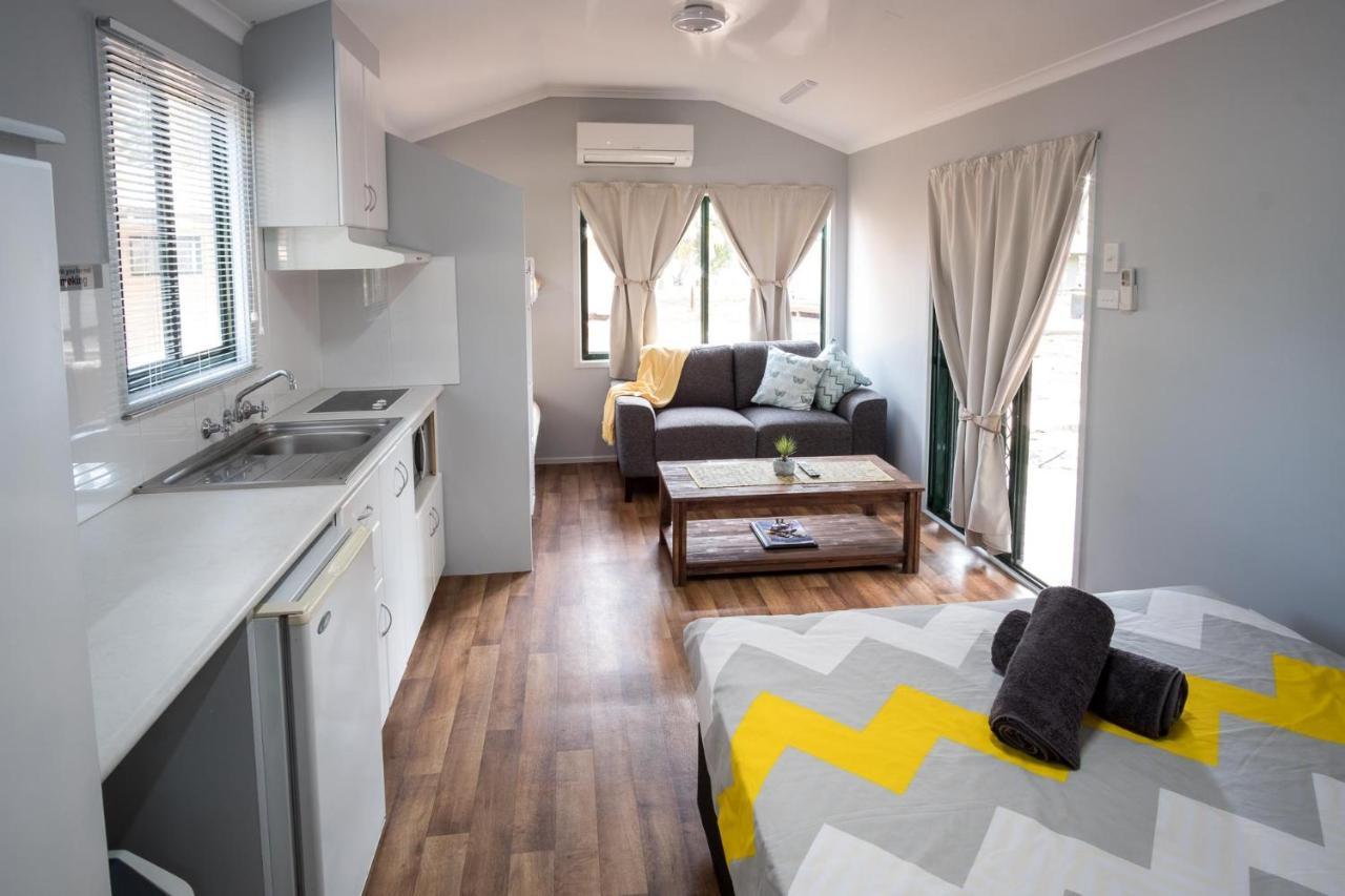 Kimberleyland Waterfront Holiday Park Кунунурра Екстер'єр фото