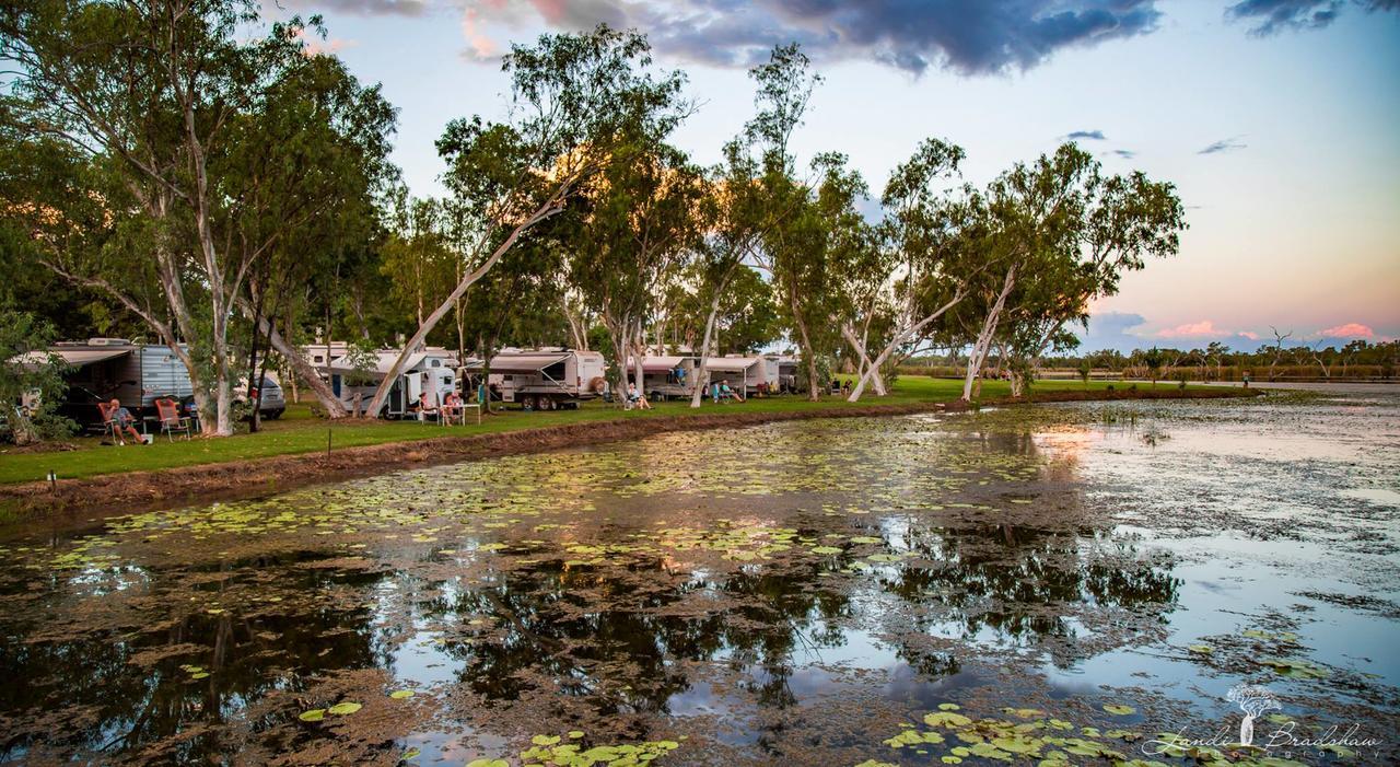 Kimberleyland Waterfront Holiday Park Кунунурра Екстер'єр фото